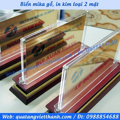 Biển mica gỗ 01