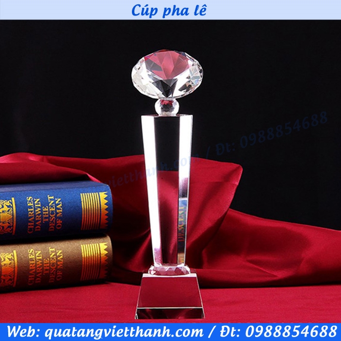 Cúp pha lê (Mẫu kim cương)