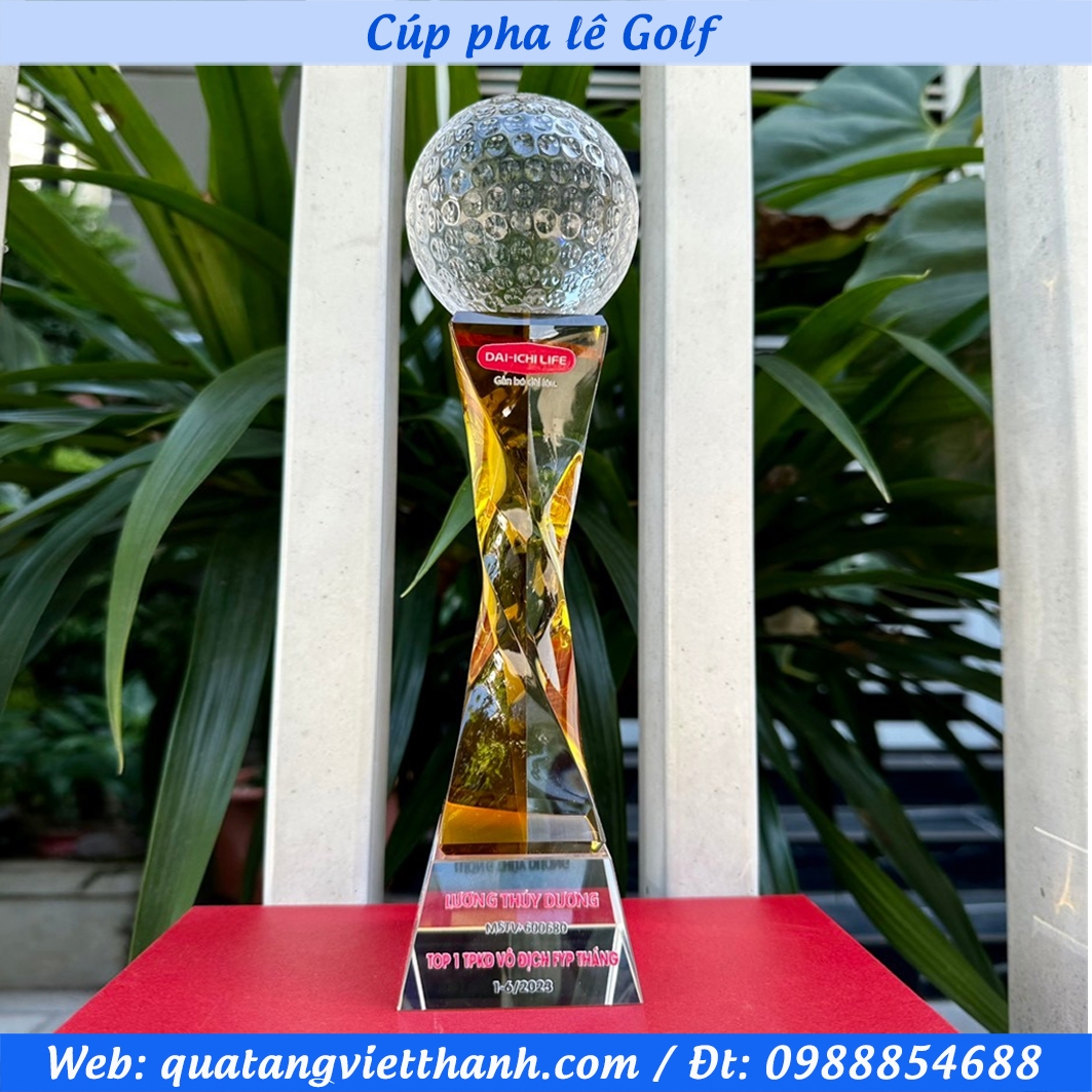 Cúp quả Golf - Thân vàng