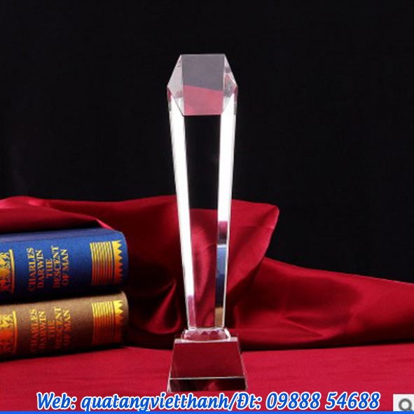 Cúp pha lê mẫu trụ vát 6 cạnh