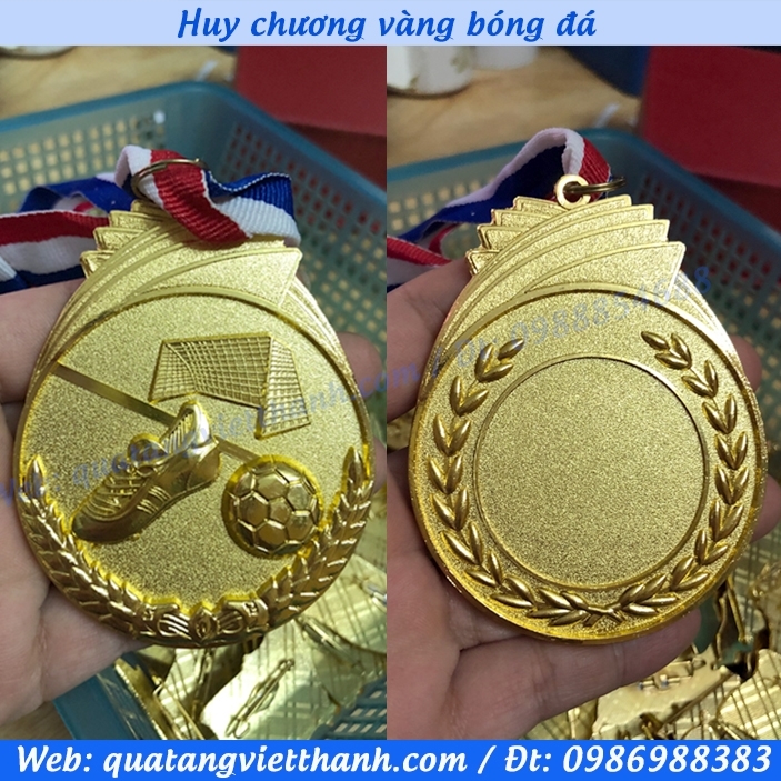 Huy chương vàng bóng đá - mới