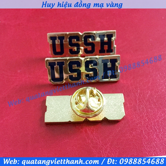 Huy hiệu đồng 18
