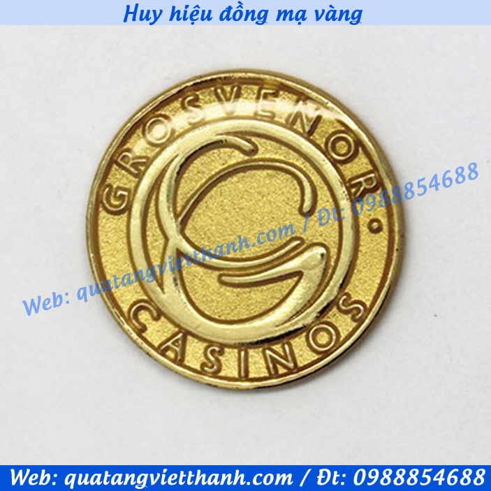 Huy hiệu đồng dập nổi