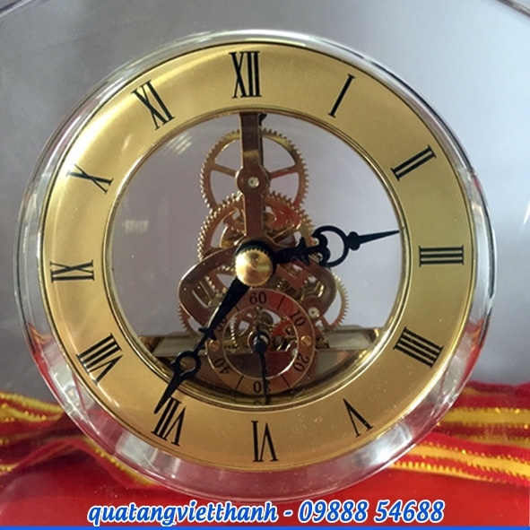 Mặt đồng hồ pha lê